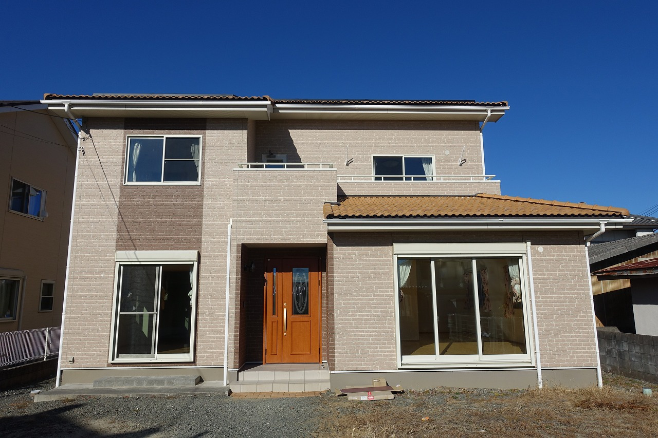 平成２６年築太陽光発電付きオール電化住宅です