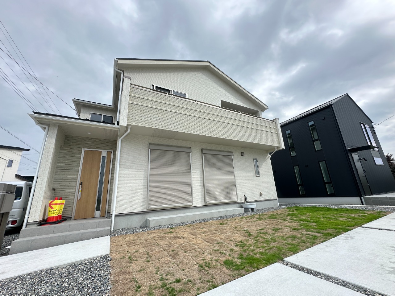 建物外観　正面