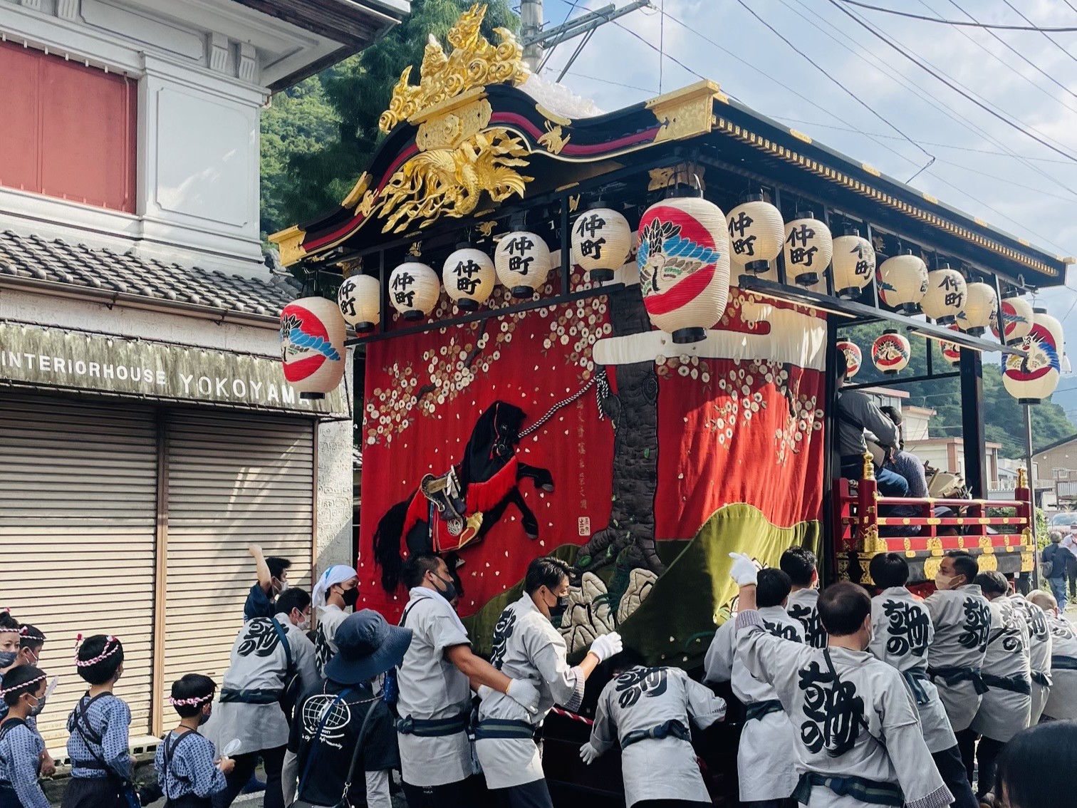 記事コンテンツ「祭りもアツい！山梨の夏　地域に根付く個性派イベントを楽しもう」を更新しました！